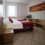 Ξενοδοχείο Michelangelo 3*