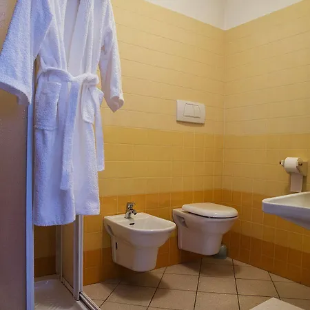 Szálloda Michelangelo Arona