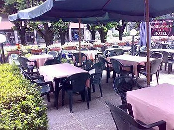 Michelangelo 3* 아로나