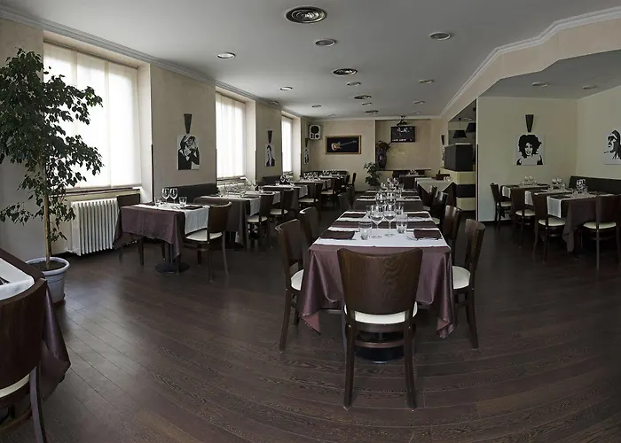 Michelangelo 호텔 3*